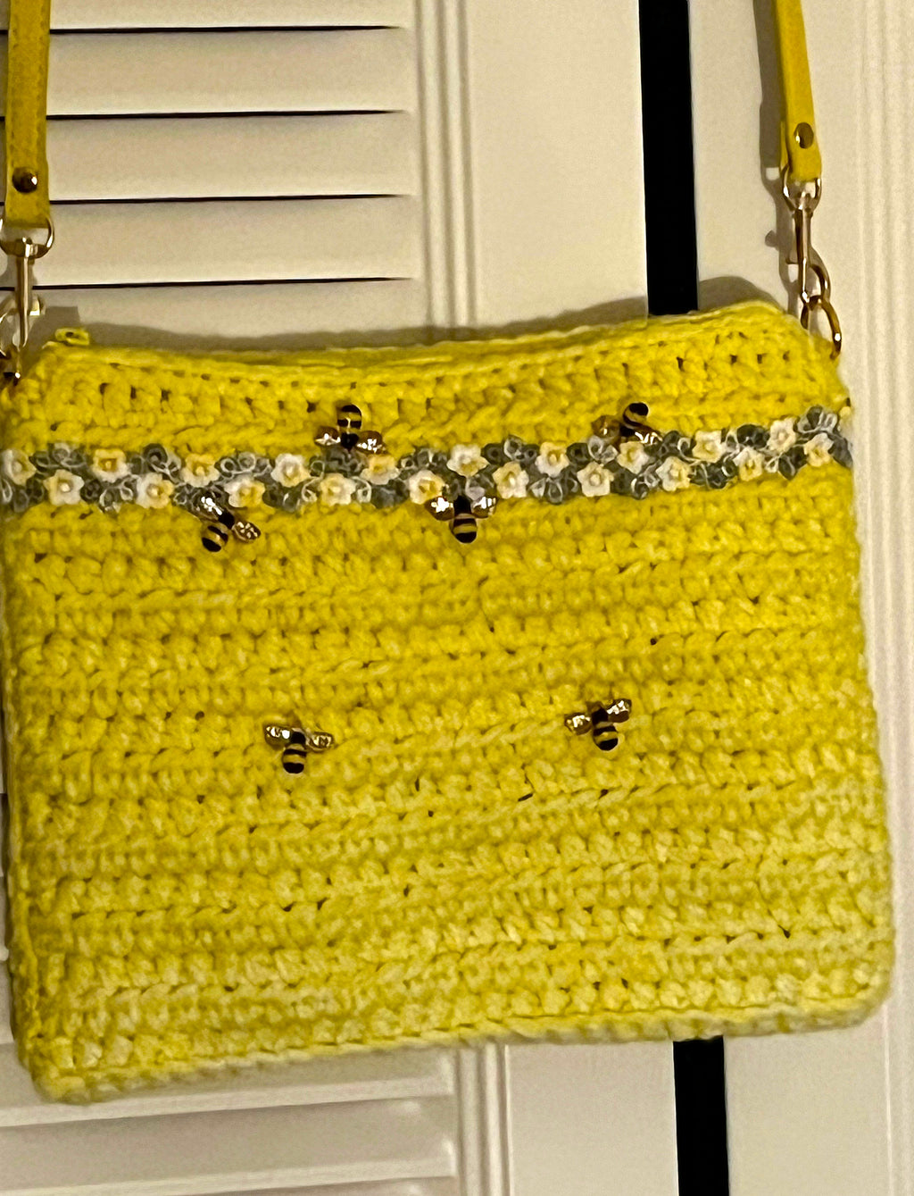 Yellow/white Bumblebee Crocheted Purse