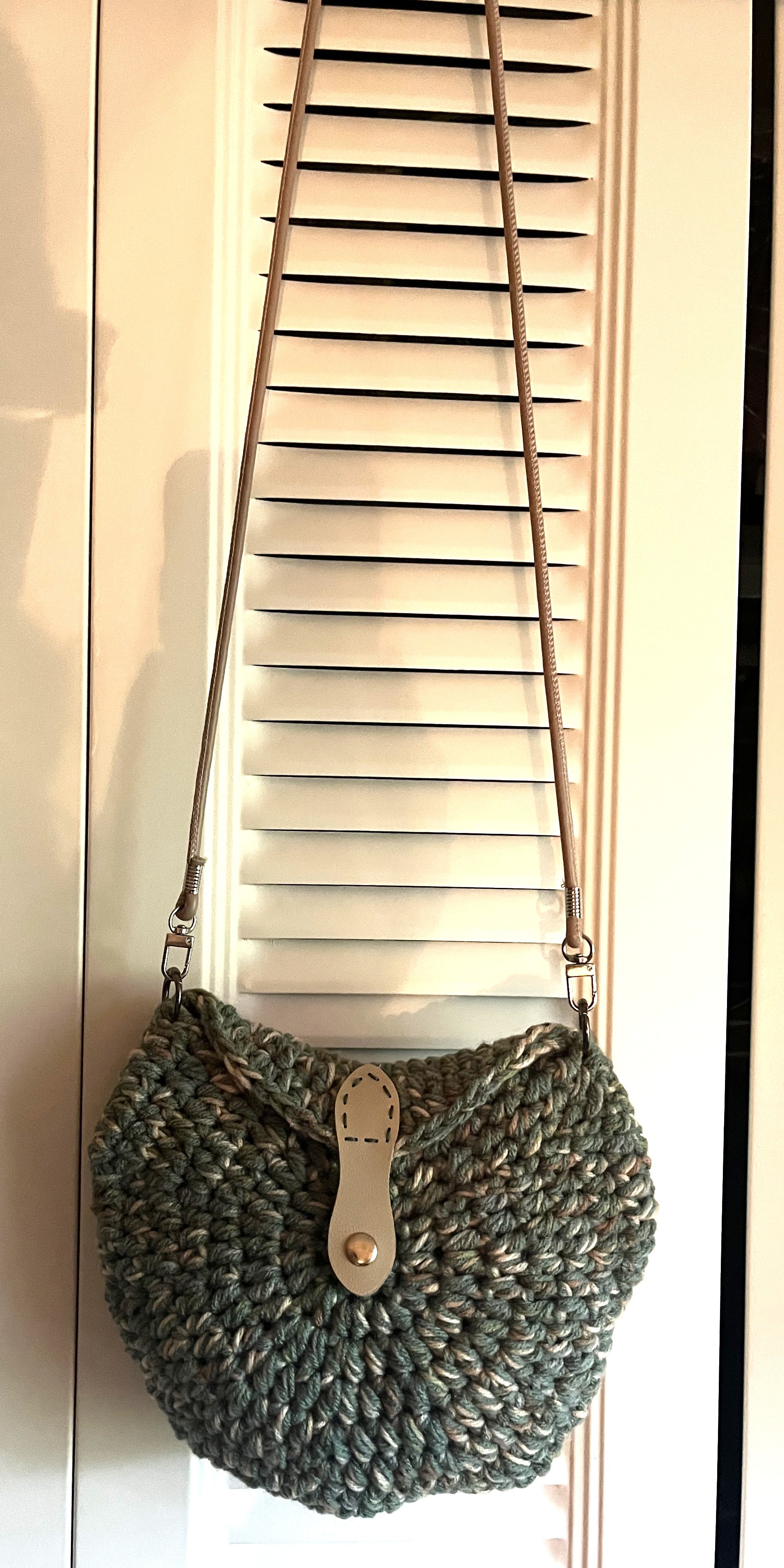 Sage/Tan Semi Circle Crocheted Purse