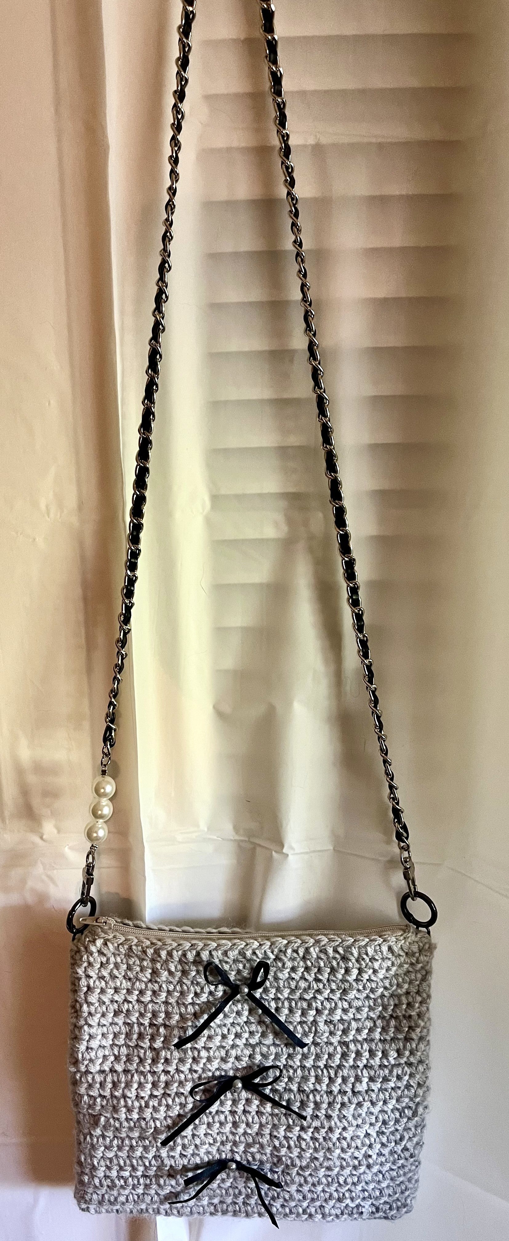 Grey Bowed Crocheted Purse