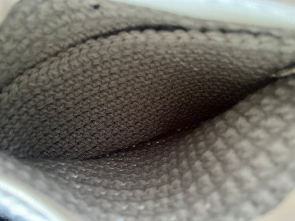 Grey Bowed Crocheted Purse