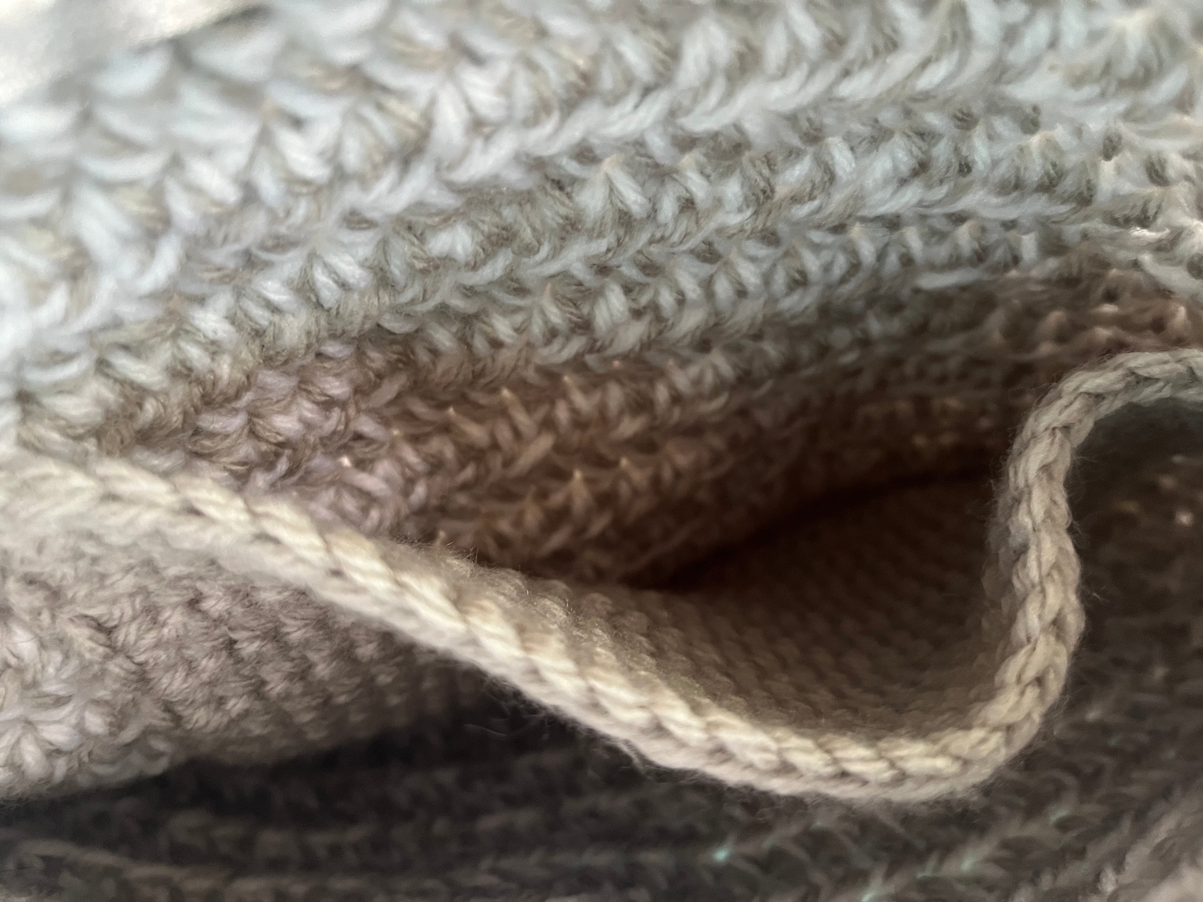 Grey/White Daisy Crocheted Cross-Body Purse