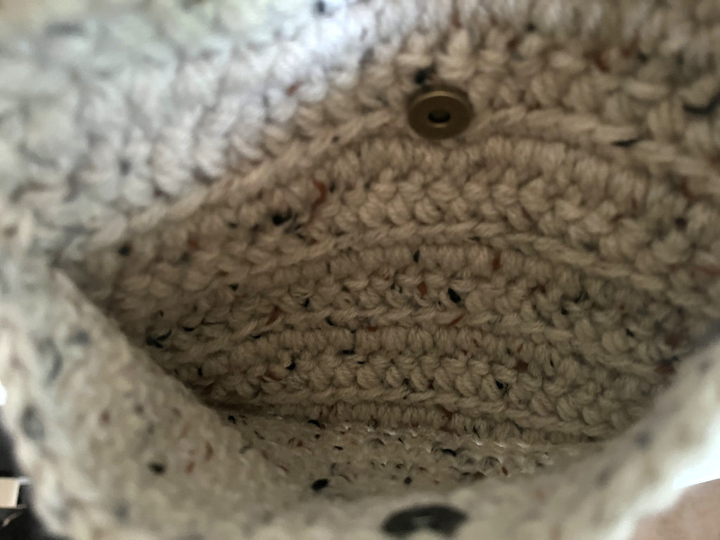 Cream Speckled Bird Crocheted Purse