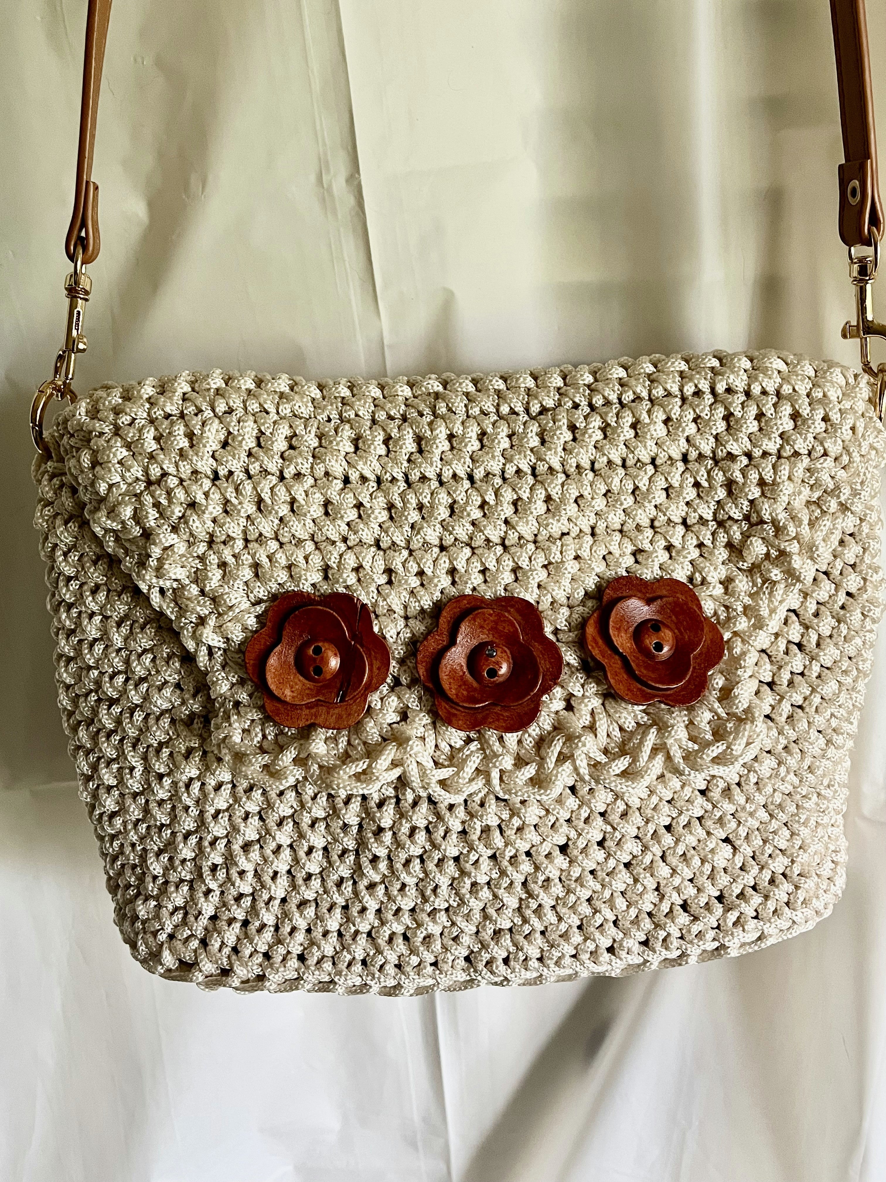 Crocheted Purse/ Floral Cream Corded